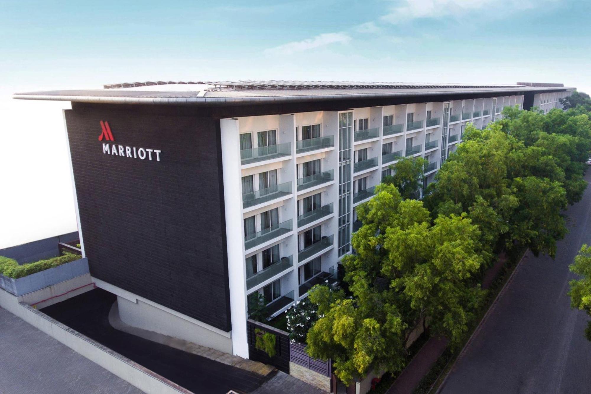 Marriott Suites Pune Exterior foto